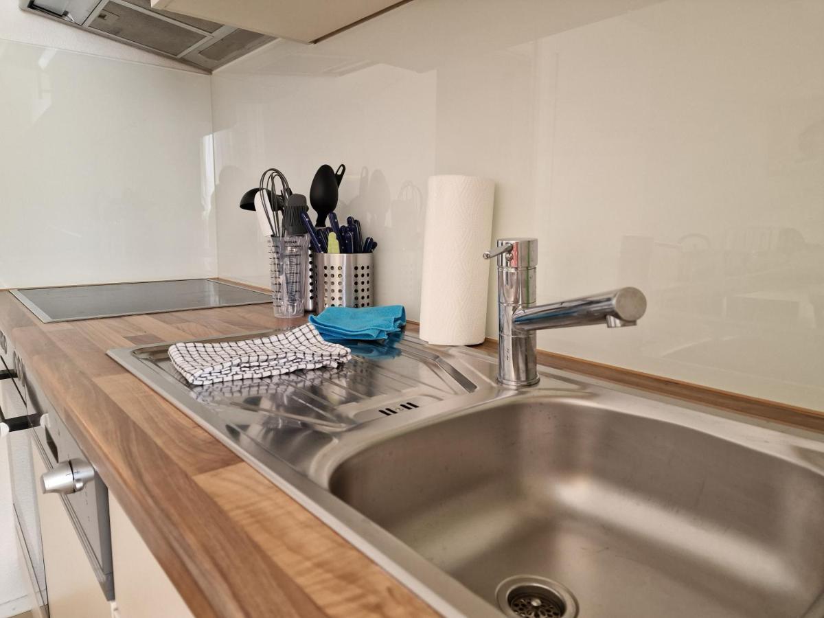Bastis Family Apartment Lucerne Bagian luar foto