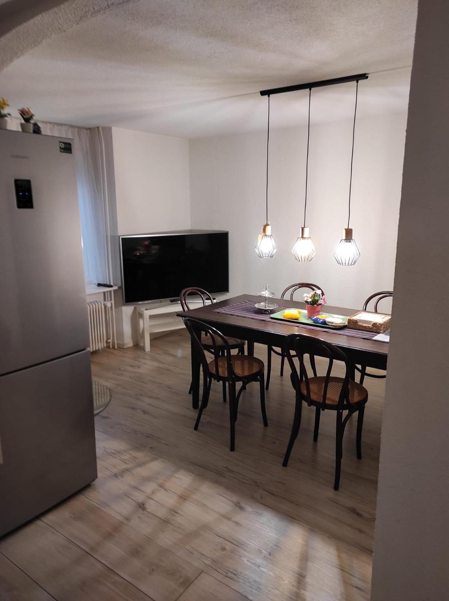 Bastis Family Apartment Lucerne Bagian luar foto