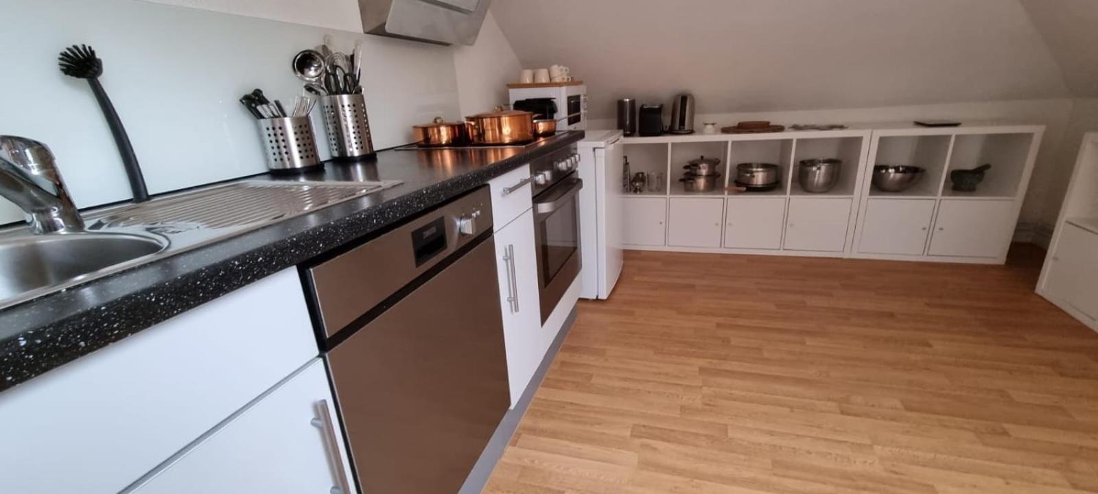 Bastis Family Apartment Lucerne Bagian luar foto