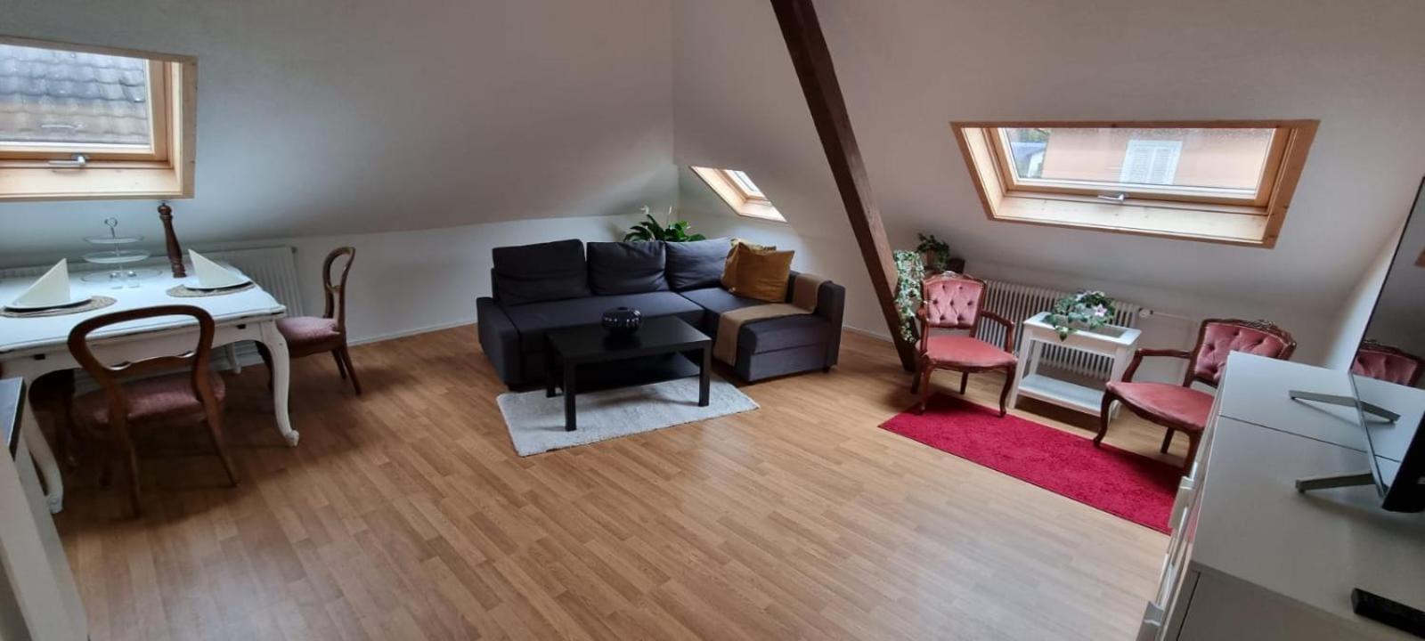 Bastis Family Apartment Lucerne Bagian luar foto