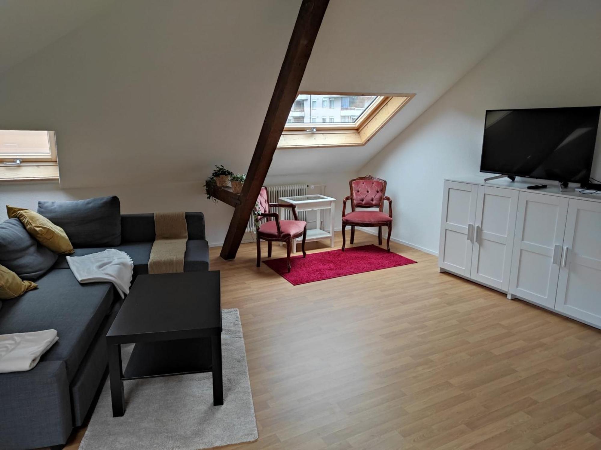Bastis Family Apartment Lucerne Bagian luar foto