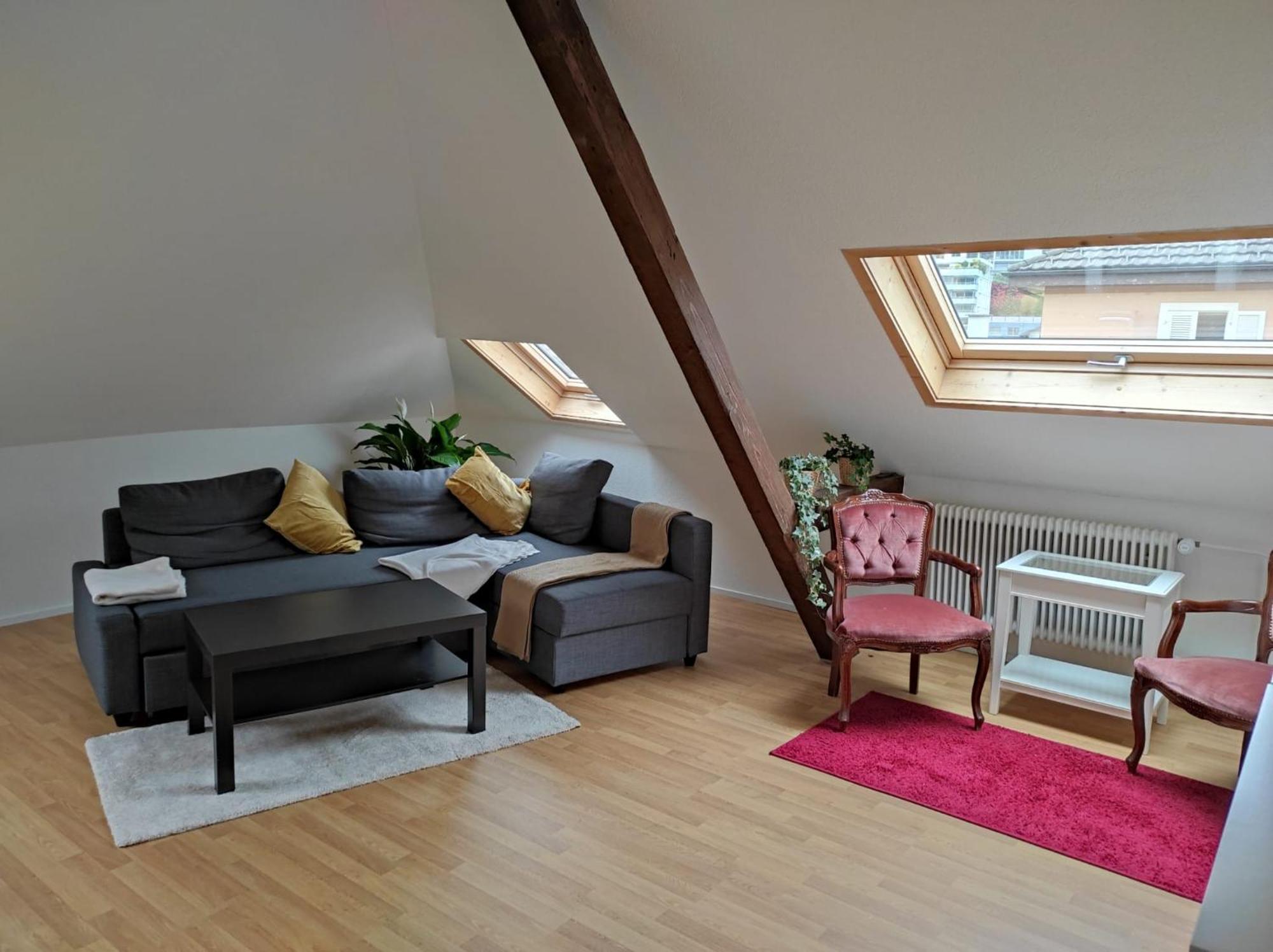 Bastis Family Apartment Lucerne Bagian luar foto